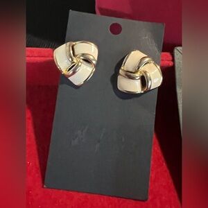 Unsigned Goldtone and cream enamel vintage Love Knot Earrings